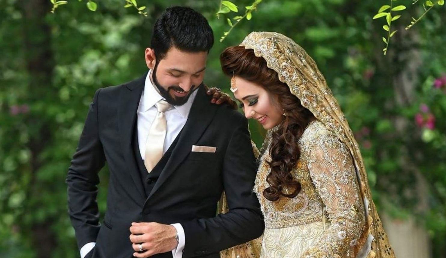 2014/06/Arjuman-weds-Jahangir.jpg image description
